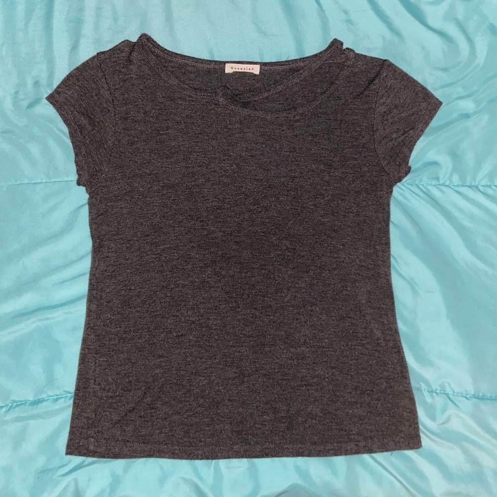 Dark gray t-shirt with cute slit by neck.